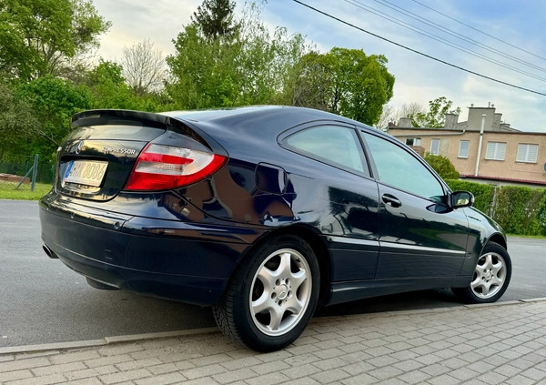 Mercedes-Benz Klasa C cena 11500 przebieg: 292000, rok produkcji 2005 z Pilzno małe 106